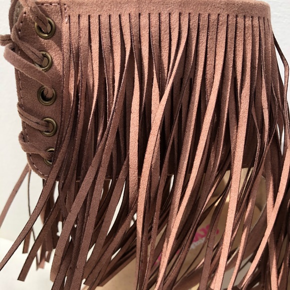 Fringed Nude Heeled Sandals - Picture 5 of 7